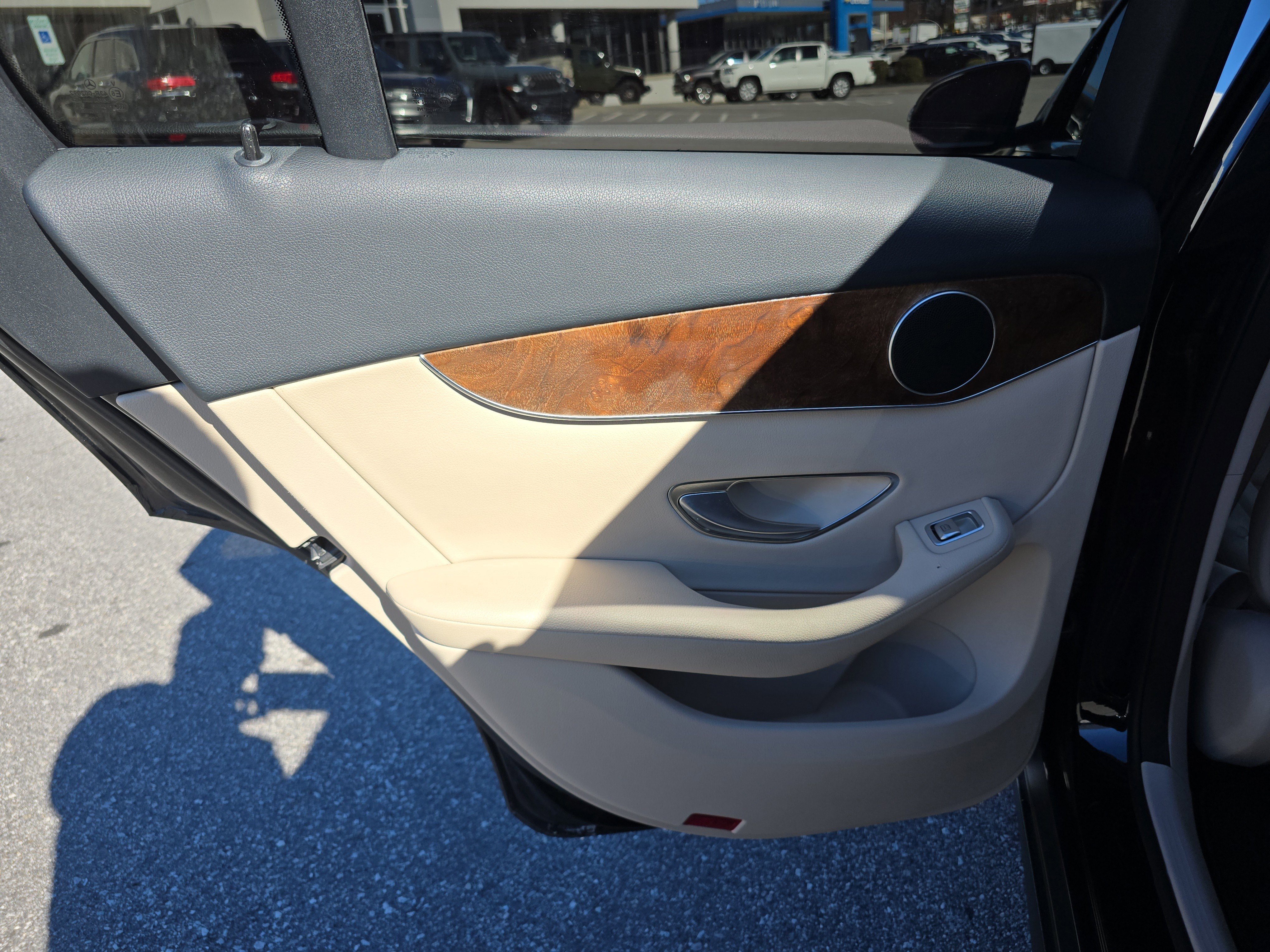 Used 2018 Mercedes-Benz GLC 300 image 15