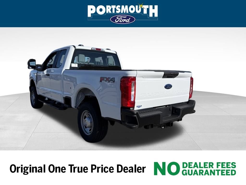 New 2026 Ford F350 XL w/ FX4 Off-Road Package image 17