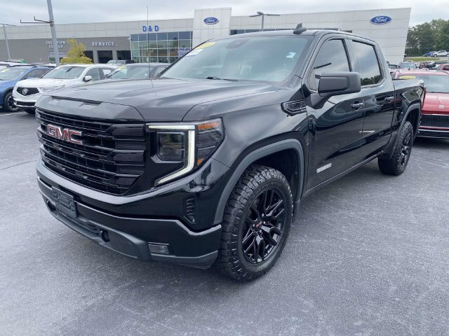 Used 2023 GMC Sierra 1500 Elevation AWD/4WD image 3