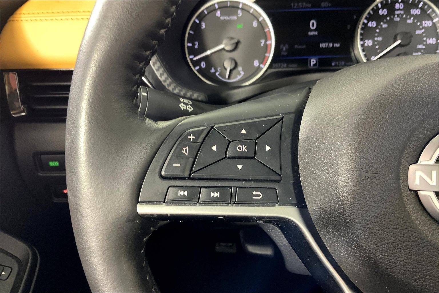 Used 2024 Nissan Sentra SV w/ SV Premium Package FWD image 11