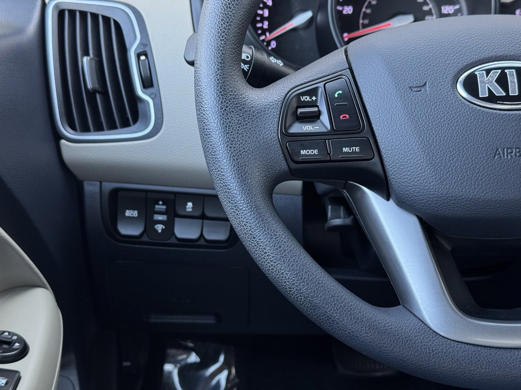 Used 2016 Kia Rio LX image 19