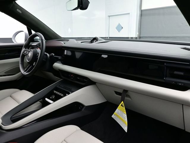 New 2025 Porsche Macan Turbo Electric image 19
