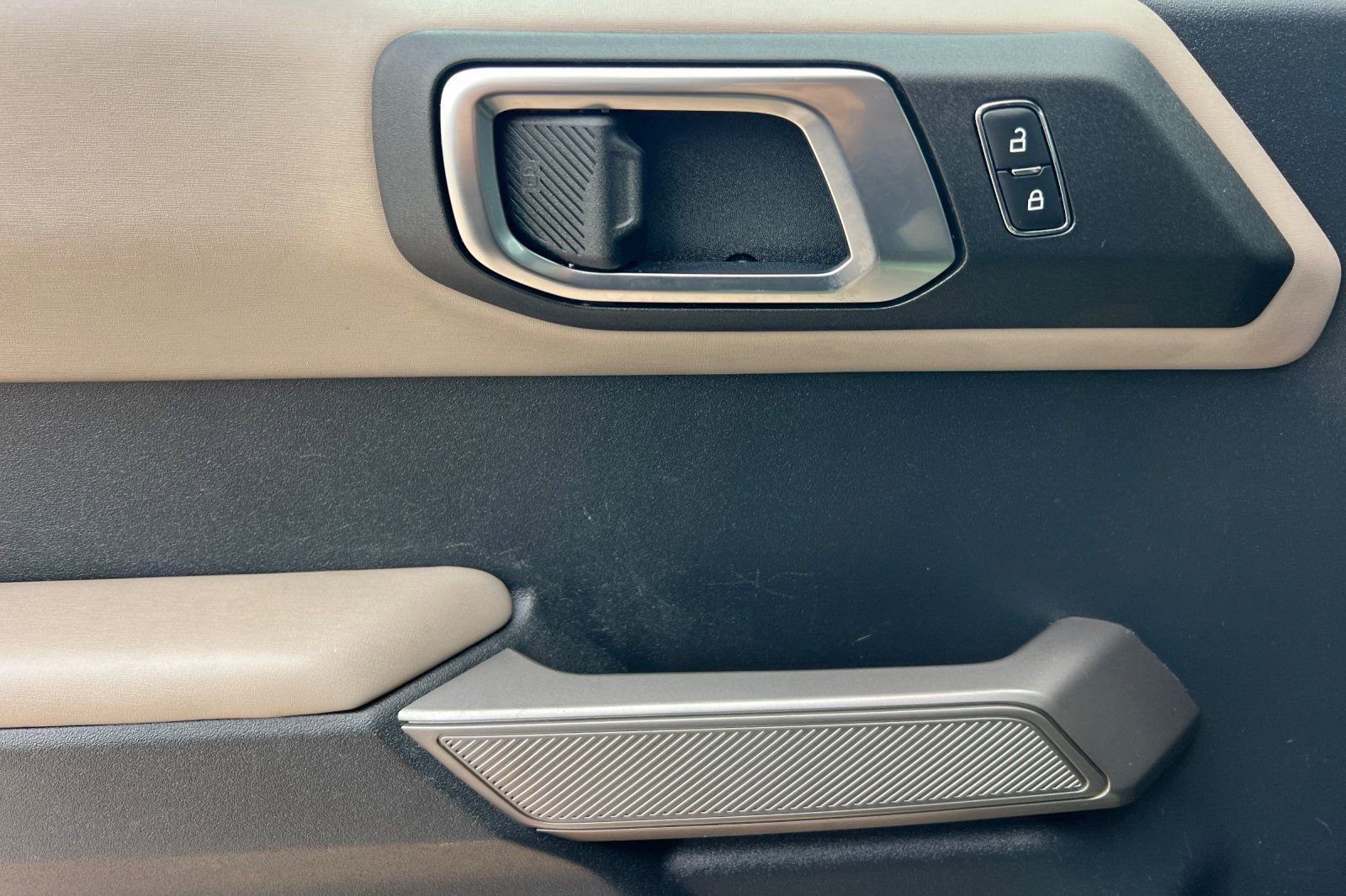 Used 2023 Ford Bronco Wildtrak image 12