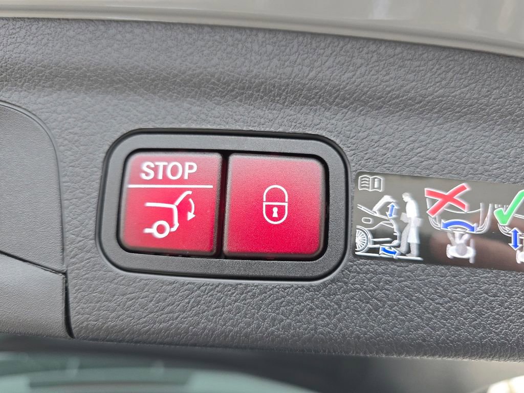 New 2026 Mercedes-Benz GLE 450 4MATIC image 18