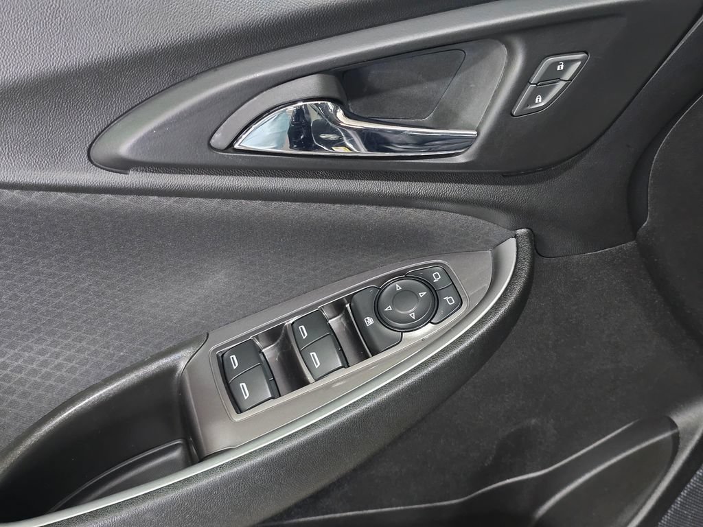 Used 2017 Chevrolet Malibu LS FWD image 22