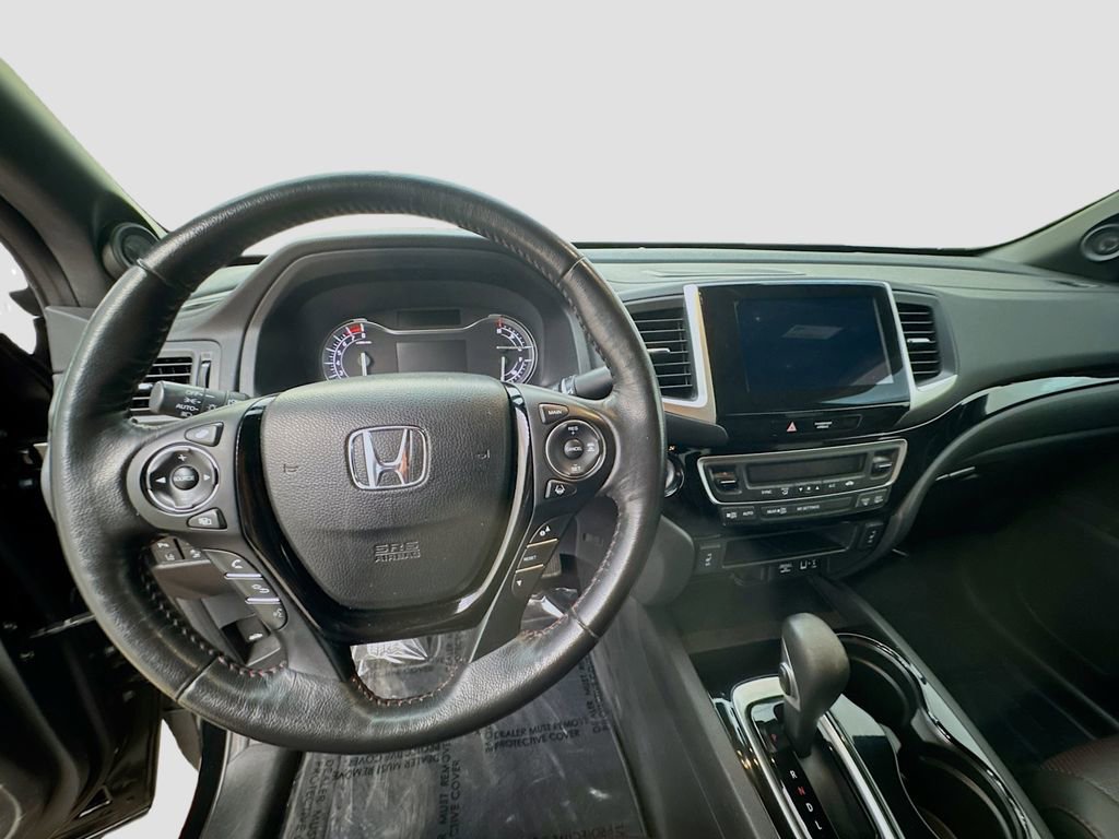Used 2017 Honda Ridgeline Black Edition image 13