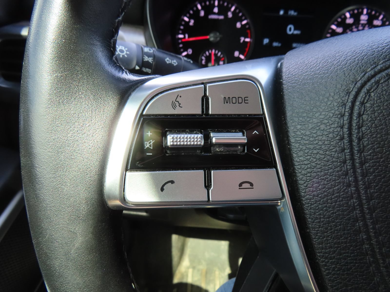 Used 2022 Kia Telluride EX w/ EX Premium Package AWD/4WD image 14