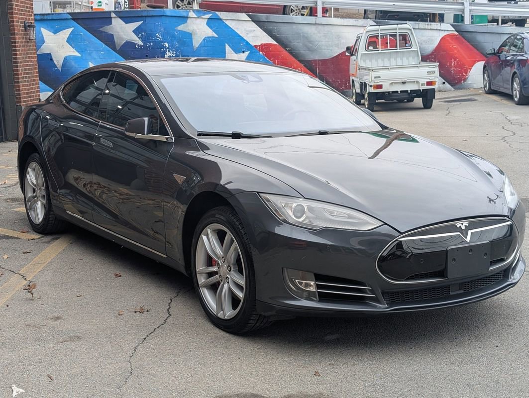 Used 2014 Tesla Model S P85D image 5