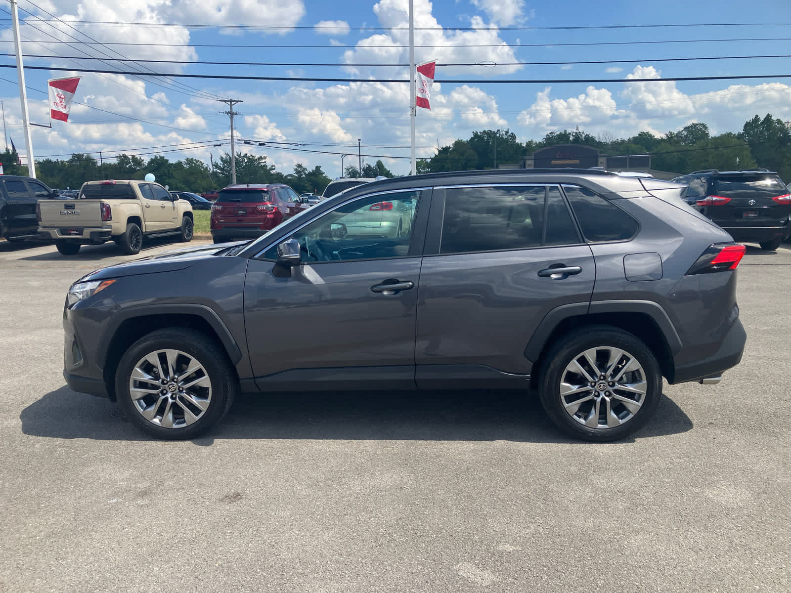 Used 2024 Toyota RAV4 XLE Premium w/ Weather Package AWD/4WD image 6