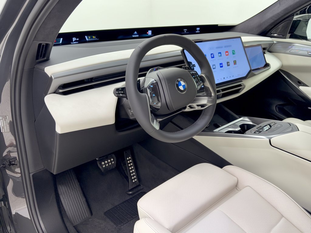 New 2027 BMW X5 xDrive40i w/ M Sport Professional Package AWD/4WD image 4