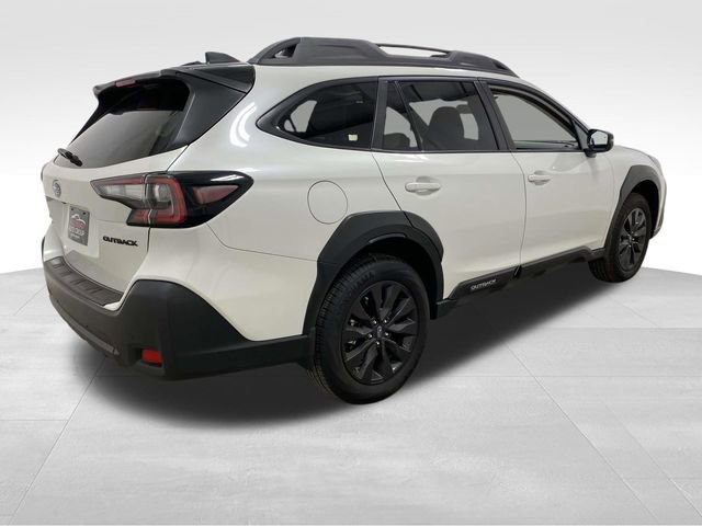 Used 2025 Subaru Outback Onyx Edition image 4