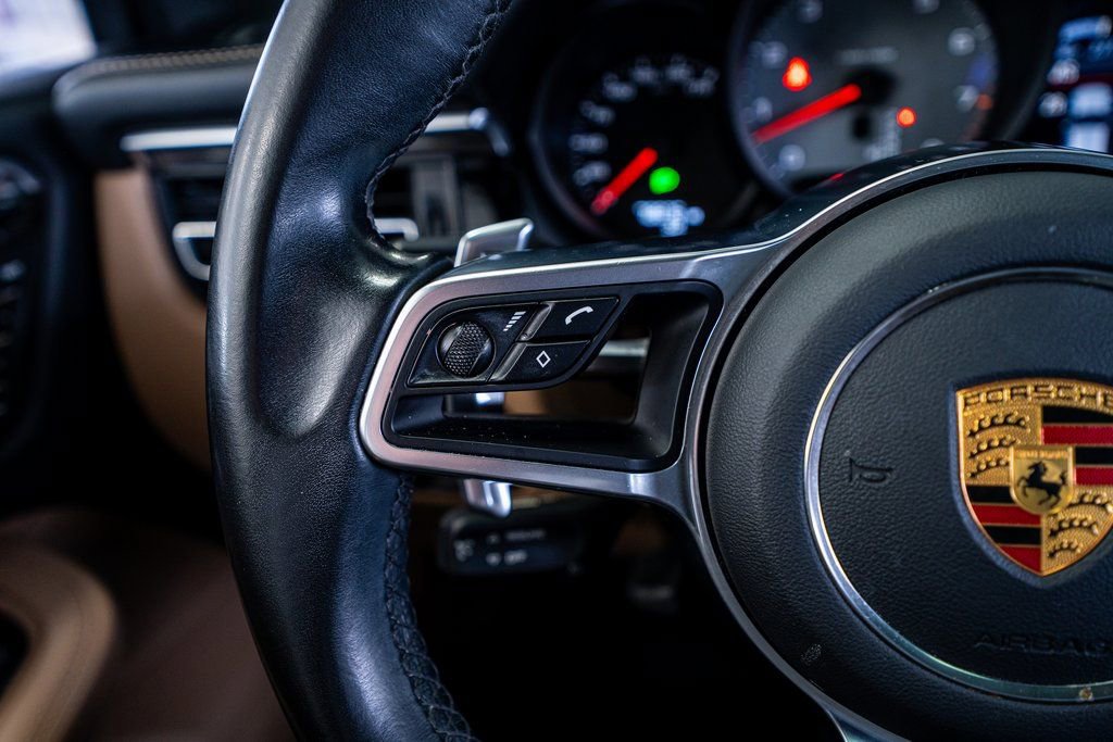 Used 2021 Porsche Macan S image 40