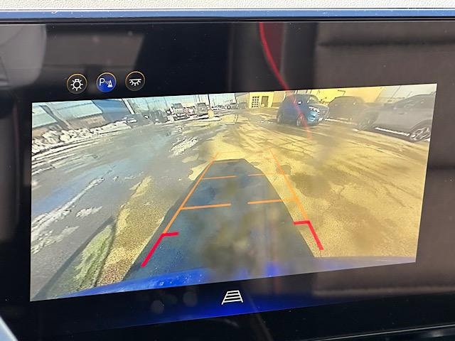 Used 2025 Chevrolet Equinox RS image 27