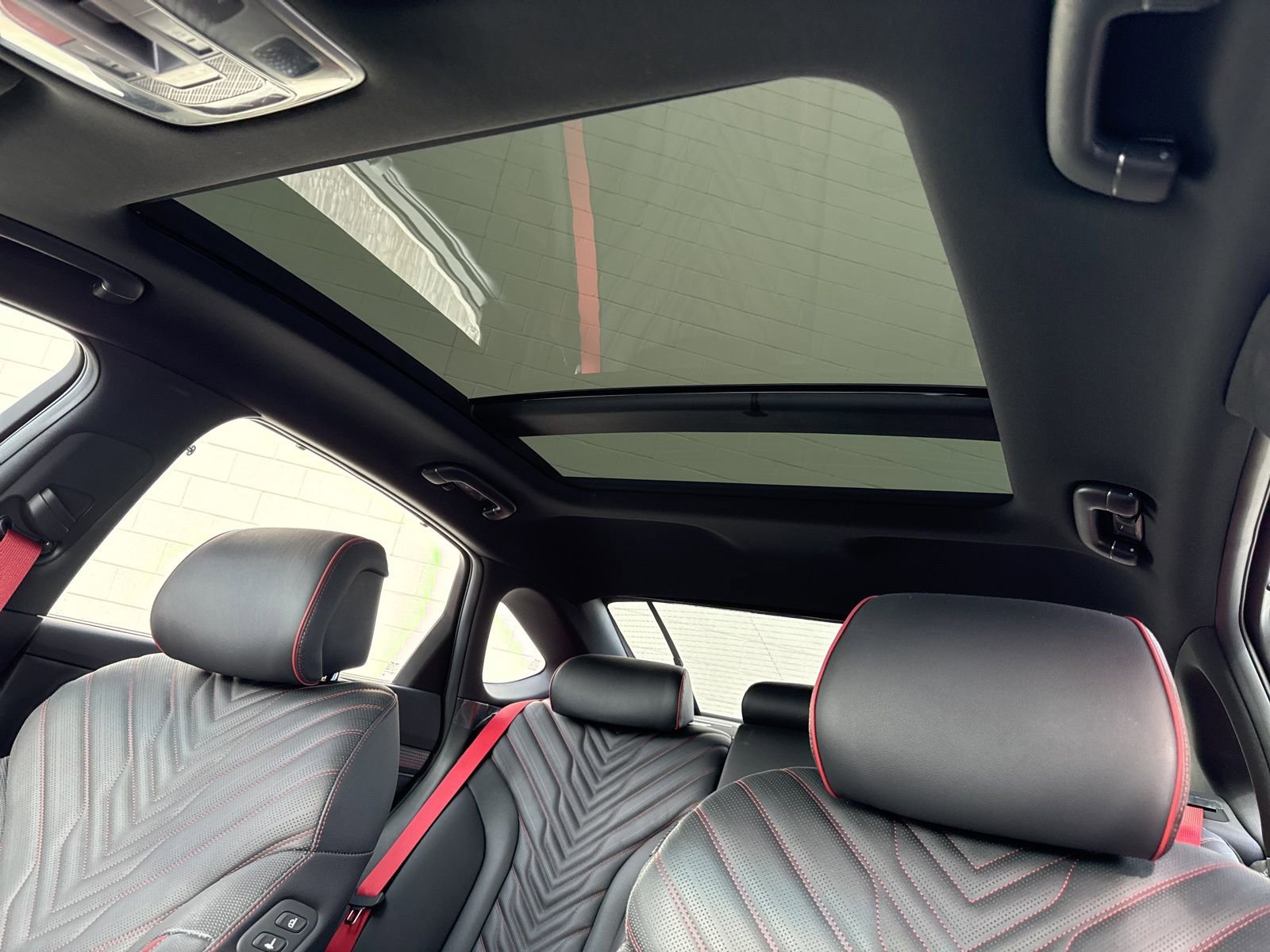 Used 2025 Genesis G80 3.5T Sport image 35