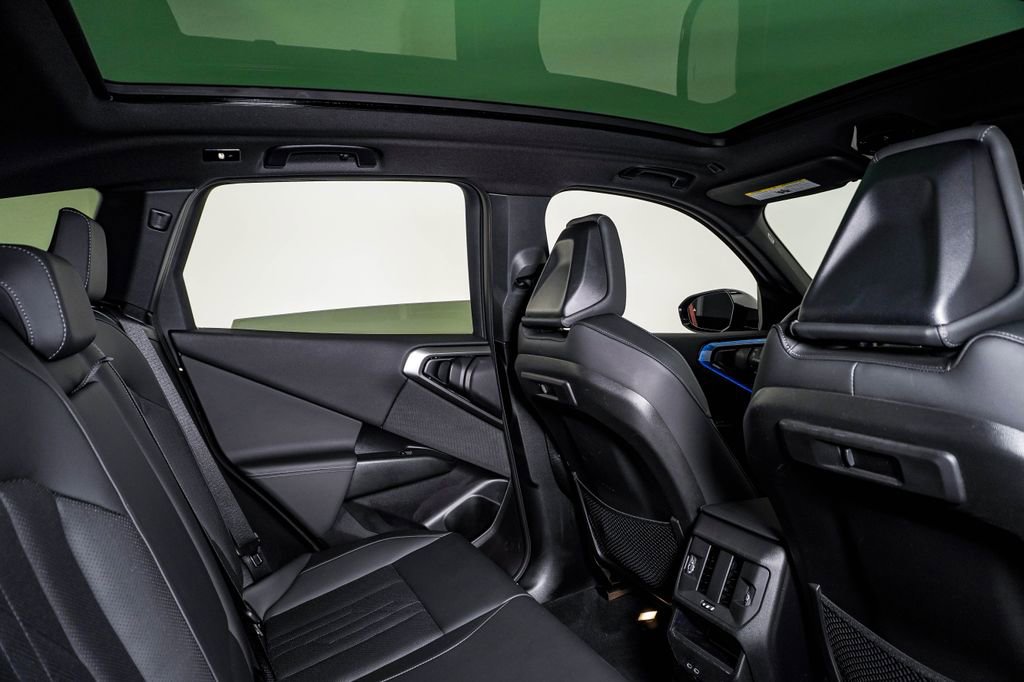 Used 2025 BMW X3 xDrive30i w/ Premium Package image 16