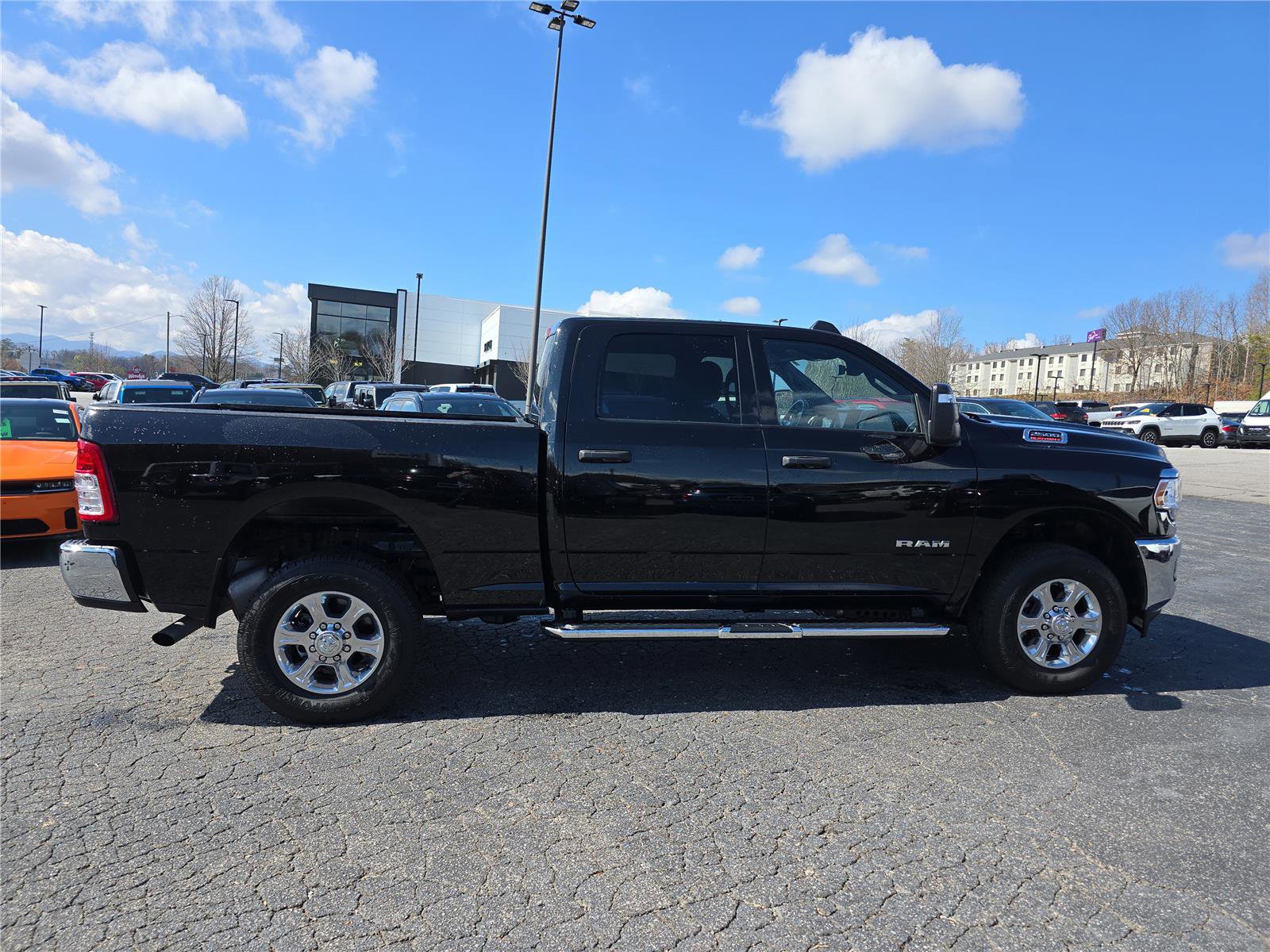 Used 2024 RAM 2500 Big Horn w/ Bed Utility Group image 2