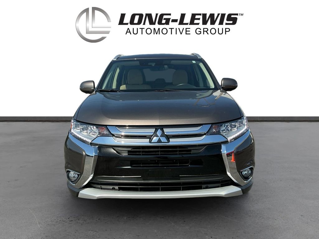 Used 2017 Mitsubishi Outlander SEL image 11