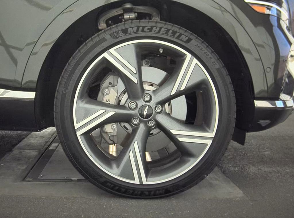 Used 2025 Genesis GV80 2.5T Prestige AWD/4WD image 8