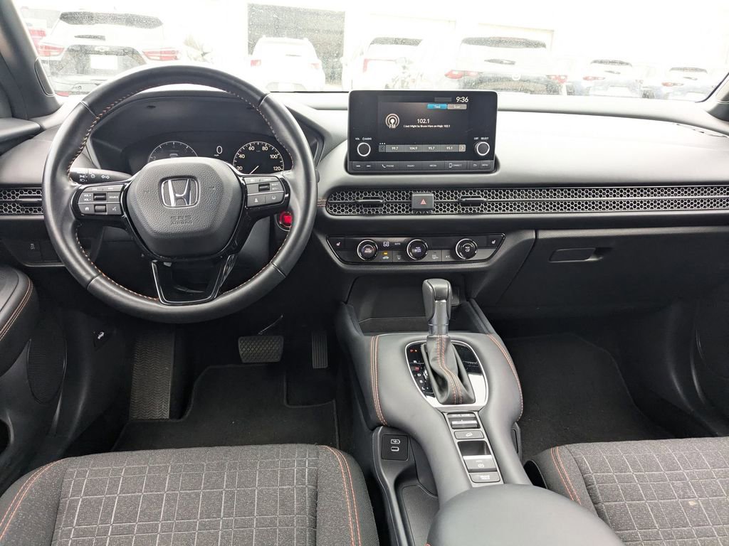 Used 2025 Honda HR-V Sport image 25