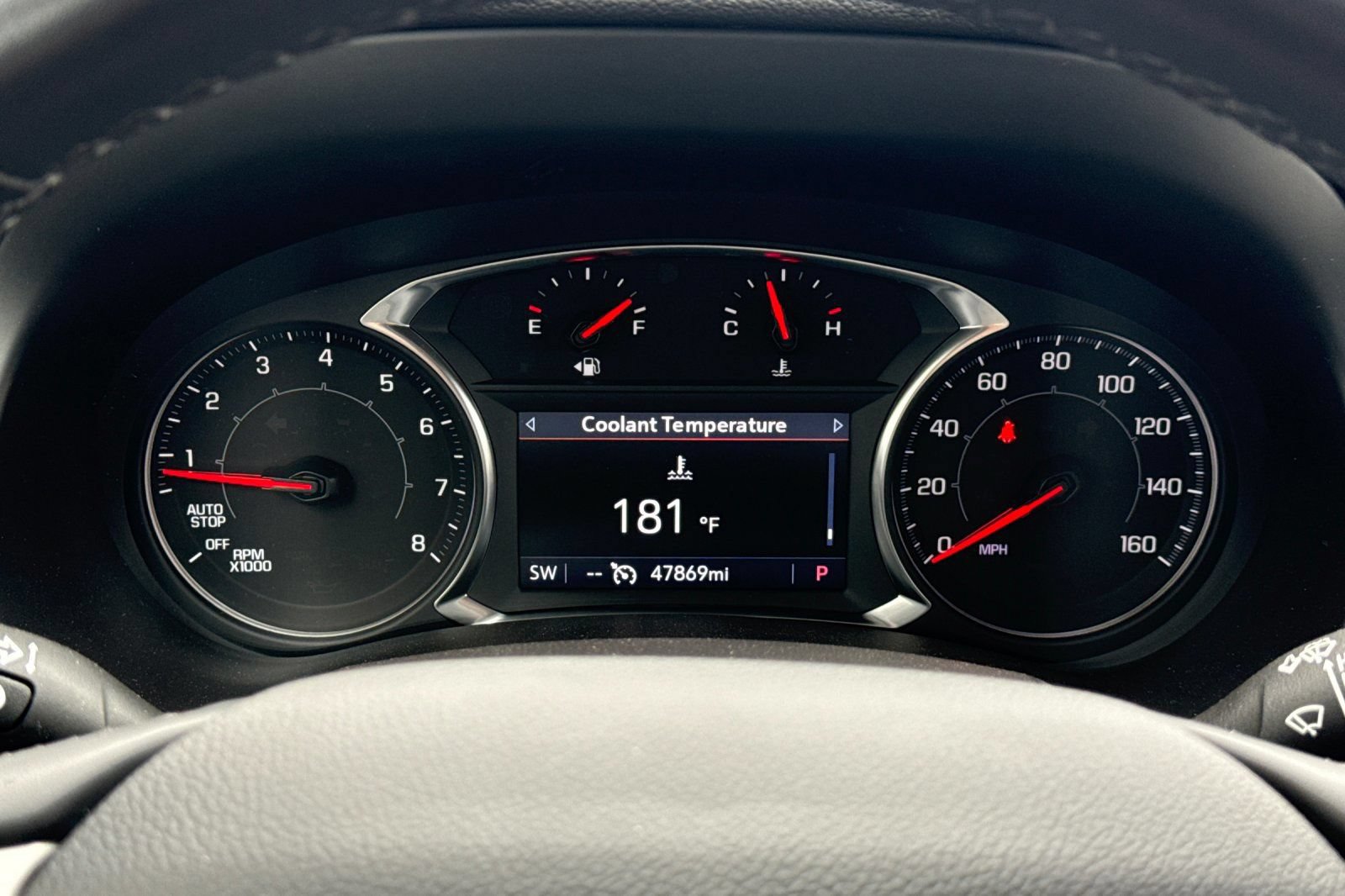 Used 2024 GMC Terrain SLT AWD/4WD image 25