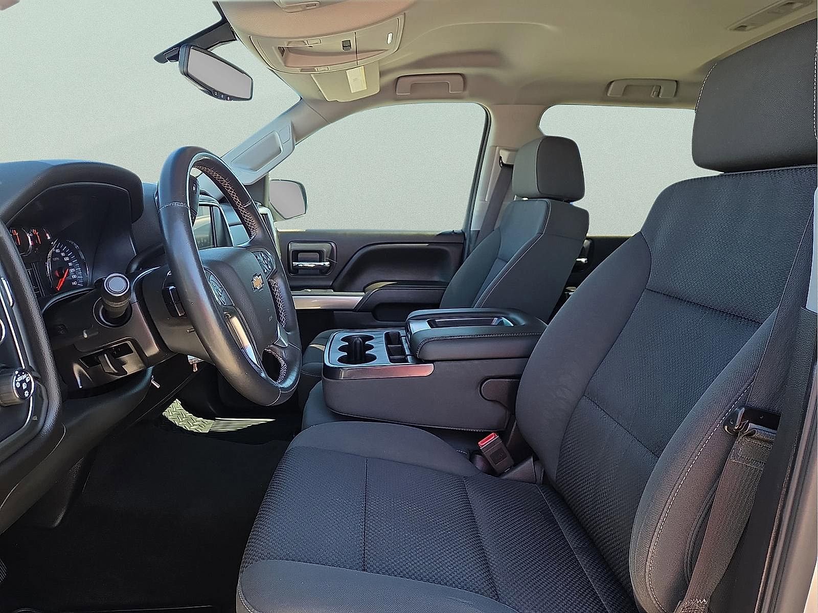 Used 2018 Chevrolet Silverado 1500 LT w/ Texas Edition image 14