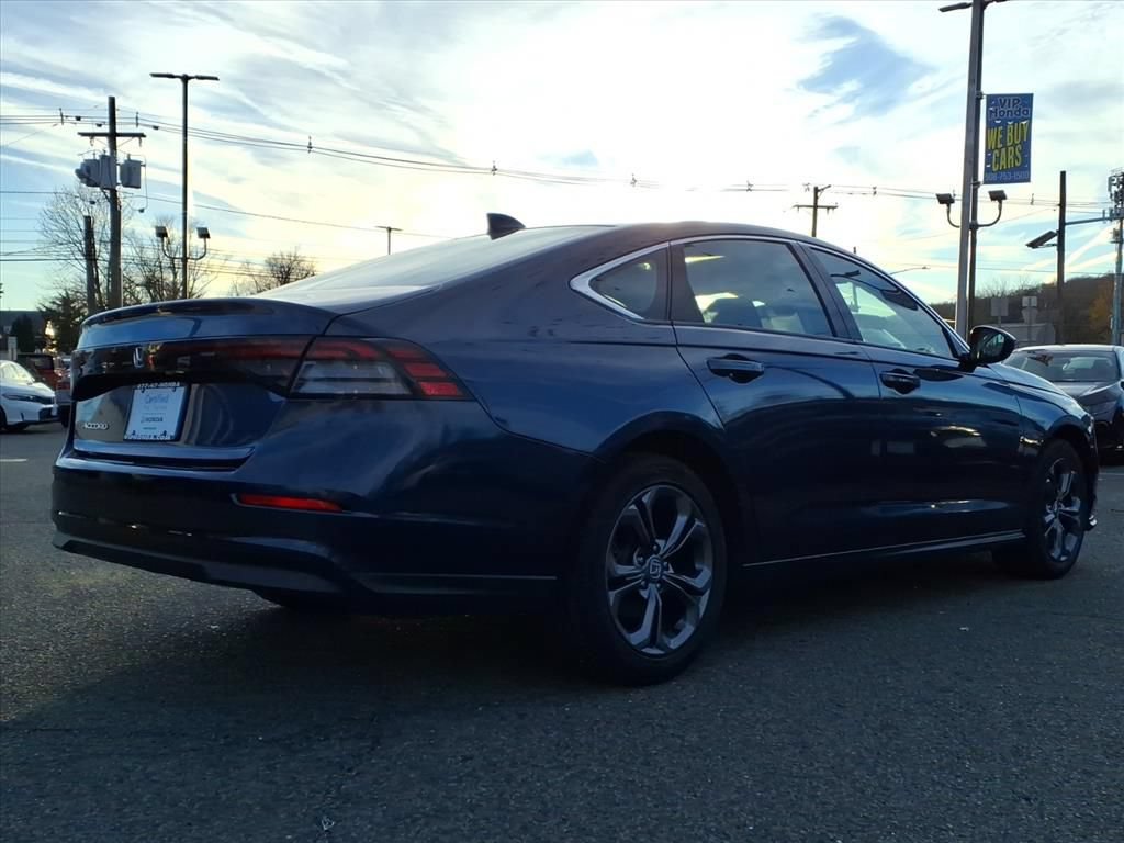Used 2023 Honda Accord EX image 6