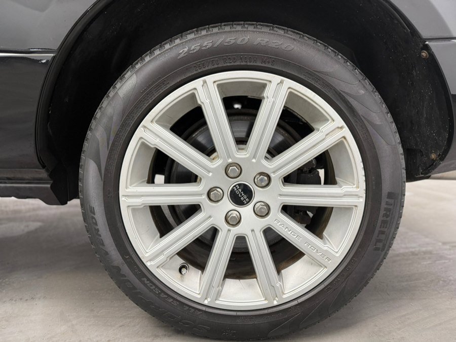 Used 2011 Land Rover Range Rover Supercharged AWD/4WD image 77