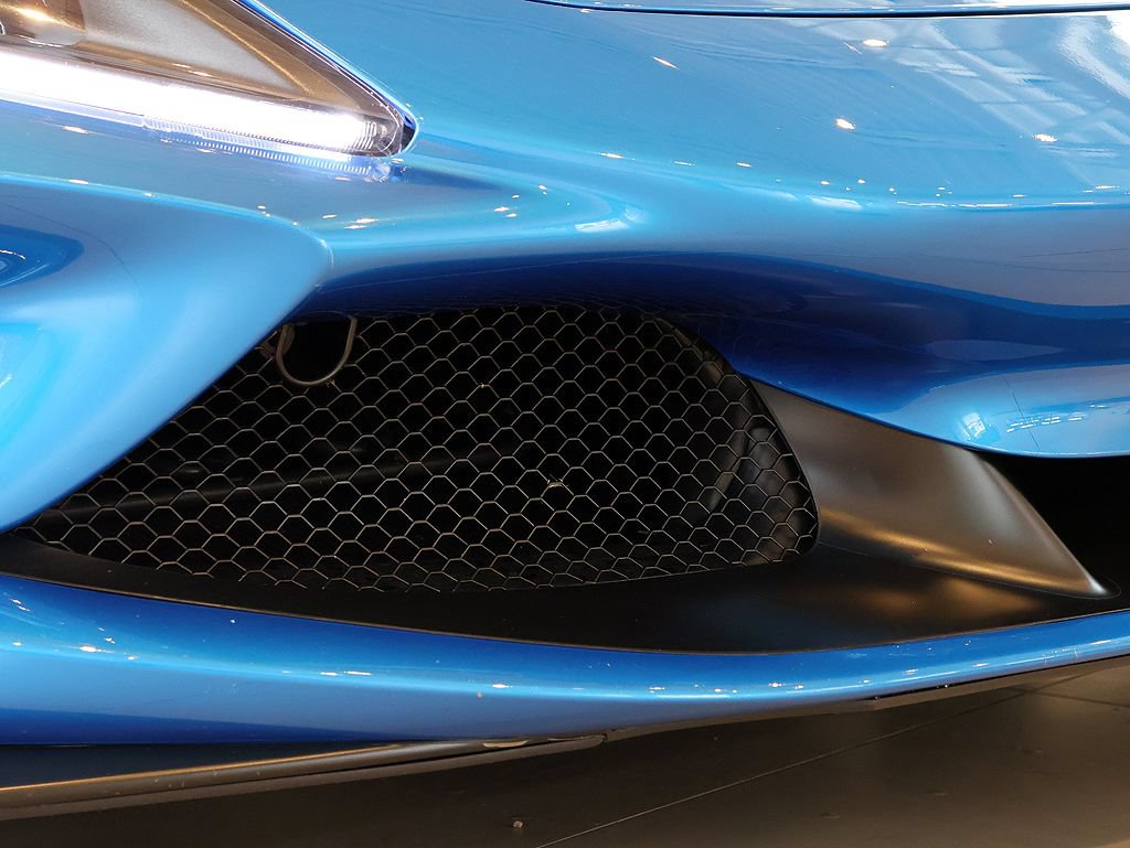 Certified 2020 Ferrari F8 Tributo RWD image 16