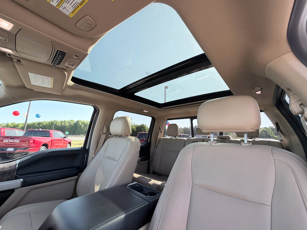 Used 2017 Ford F250 Lariat w/ Lariat Ultimate Package AWD/4WD image 11
