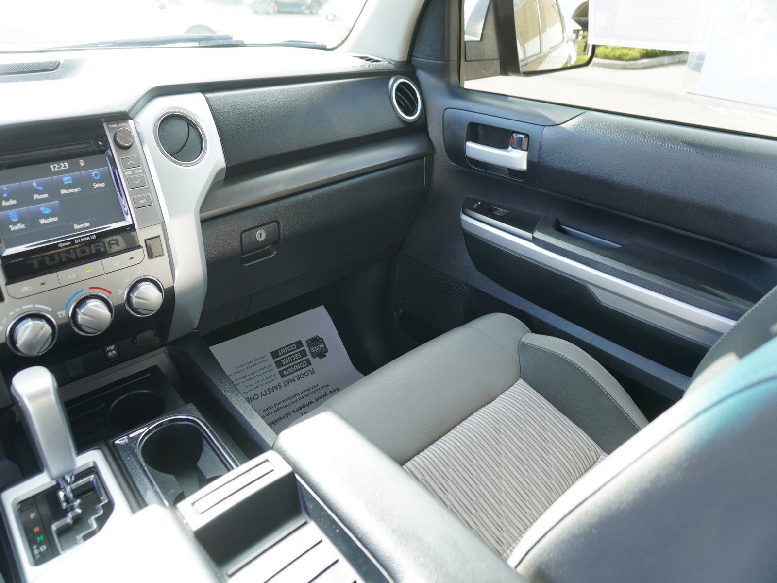 Used 2017 Toyota Tundra SR5 image 20