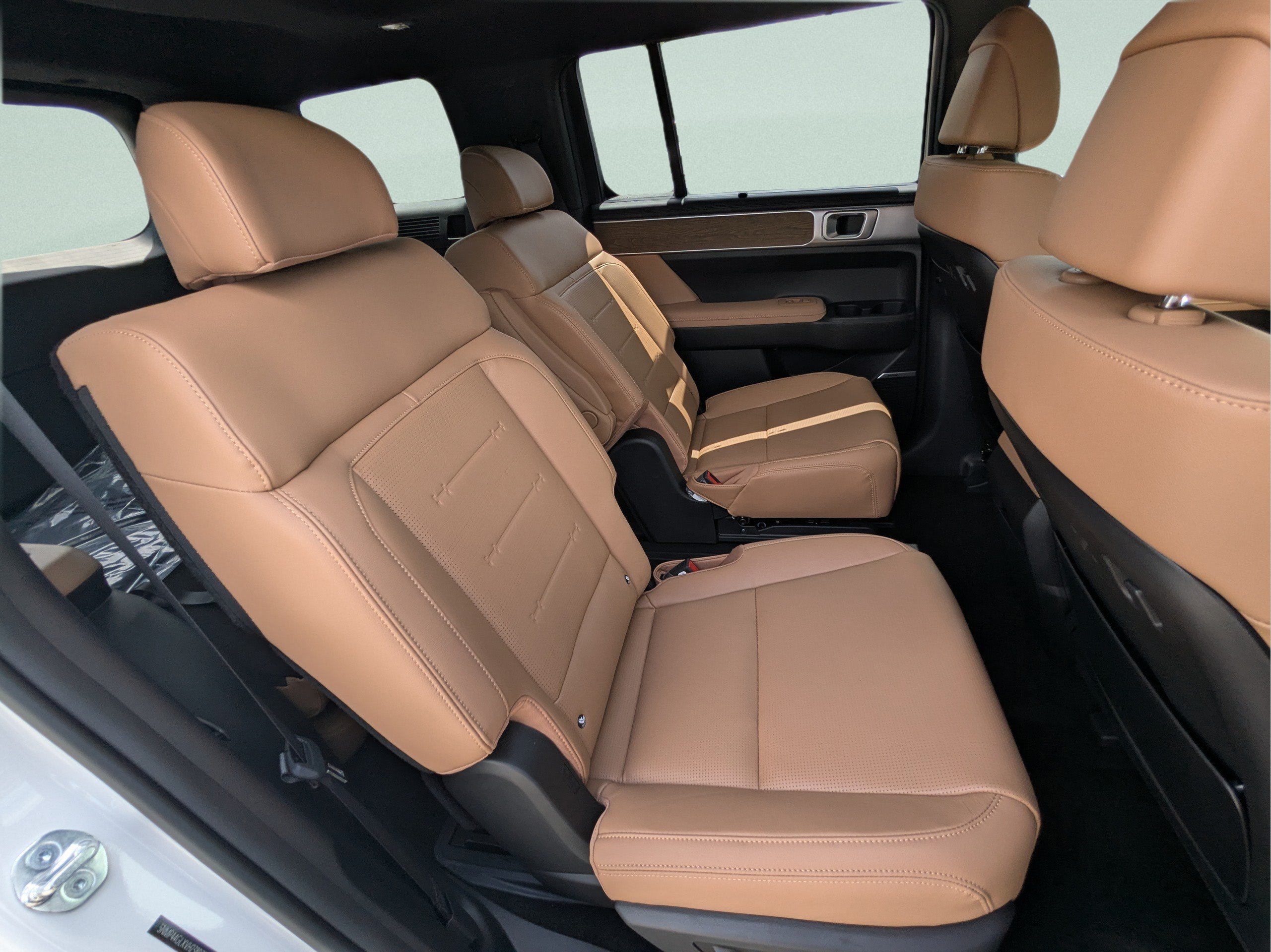 New 2027 Hyundai Santa Fe Limited FWD image 11