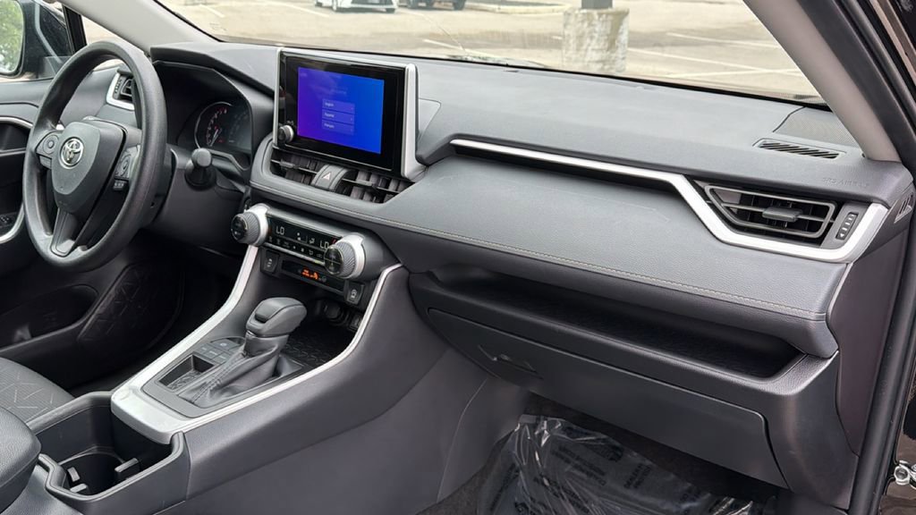 Certified 2025 Toyota RAV4 XLE image 41