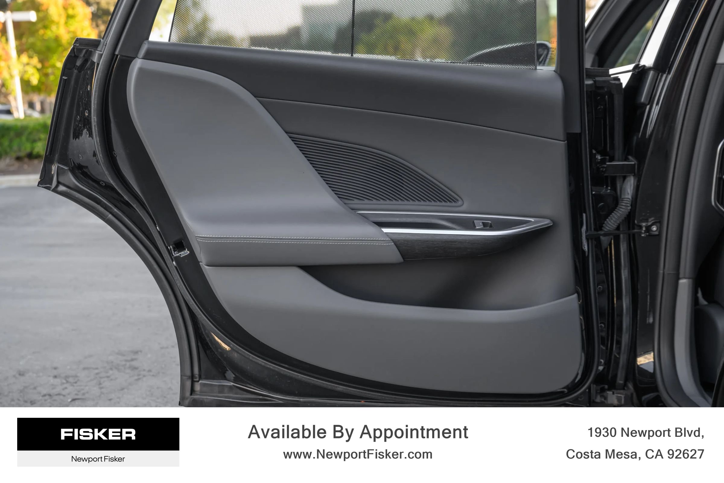 Used 2025 Lucid Air Touring AWD/4WD image 16