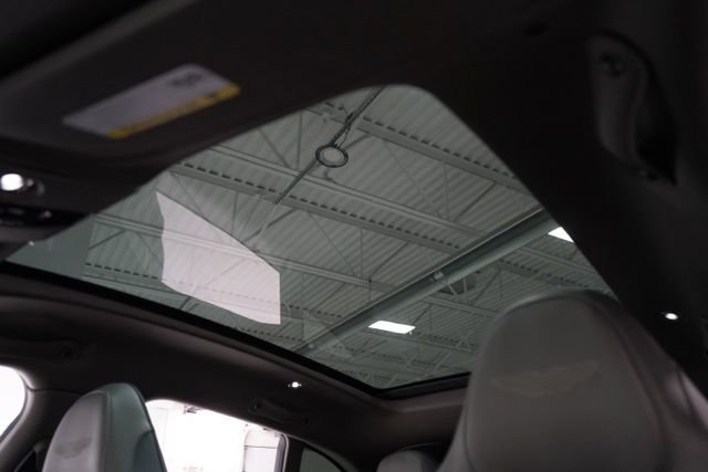 Used 2025 Aston Martin DBX 707 image 22