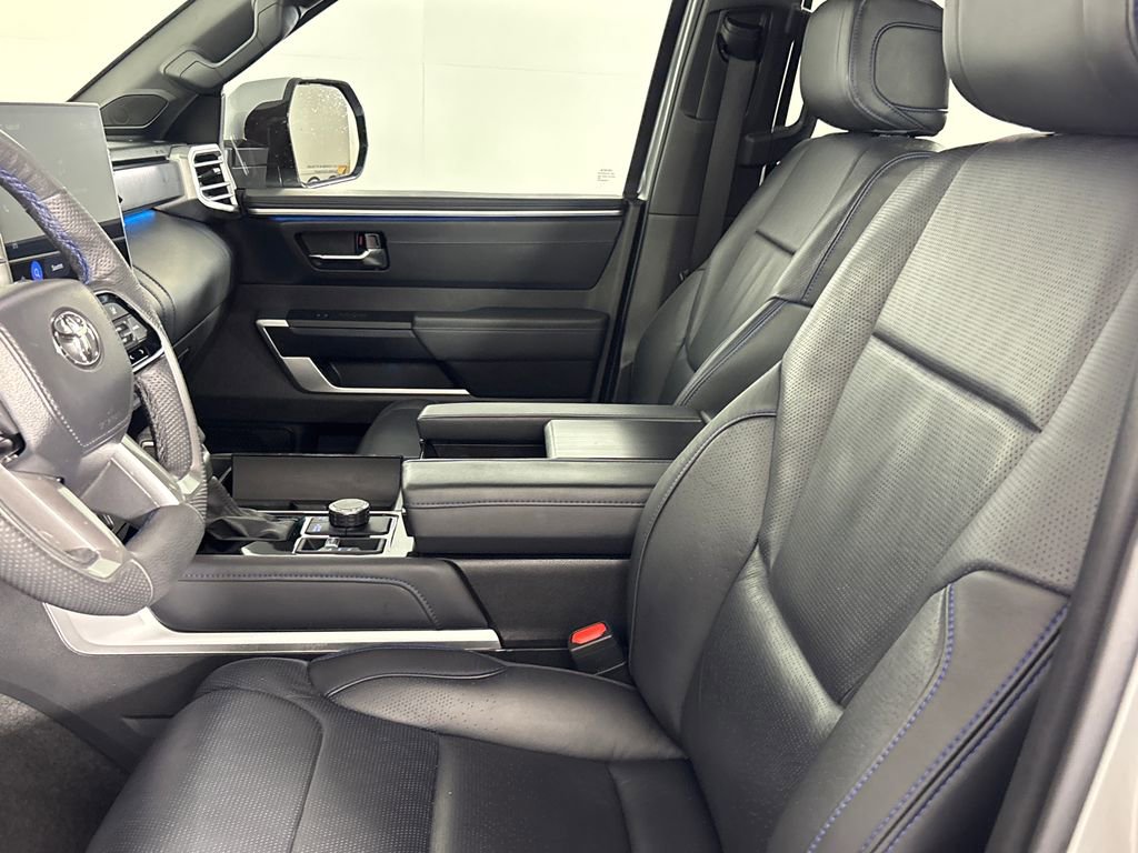 Used 2023 Toyota Sequoia Platinum image 8
