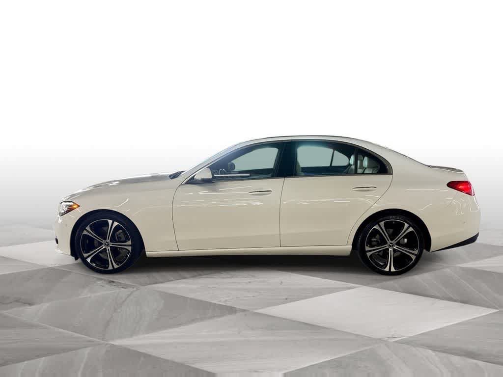 Used 2025 Mercedes-Benz C 300 Sedan image 5