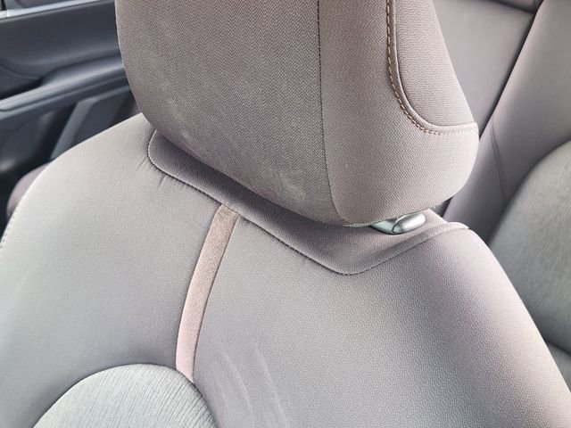 Used 2019 Toyota Camry LE FWD image 15