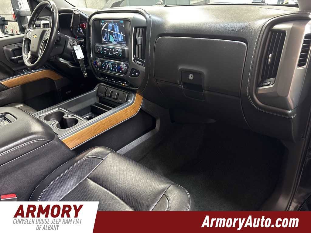 Used 2018 Chevrolet Silverado 1500 LTZ w/ LTZ Plus Package image 39
