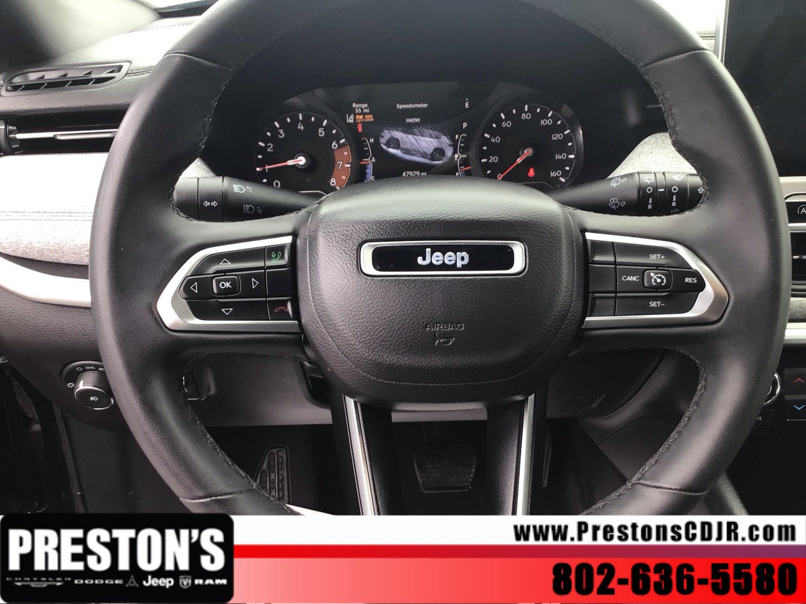 Used 2024 Jeep Compass Latitude AWD/4WD image 13