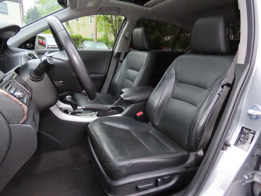 Used 2017 Honda Accord EX-L image 13