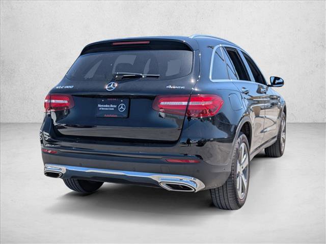 Used 2017 Mercedes-Benz GLC 300 4MATIC image 5