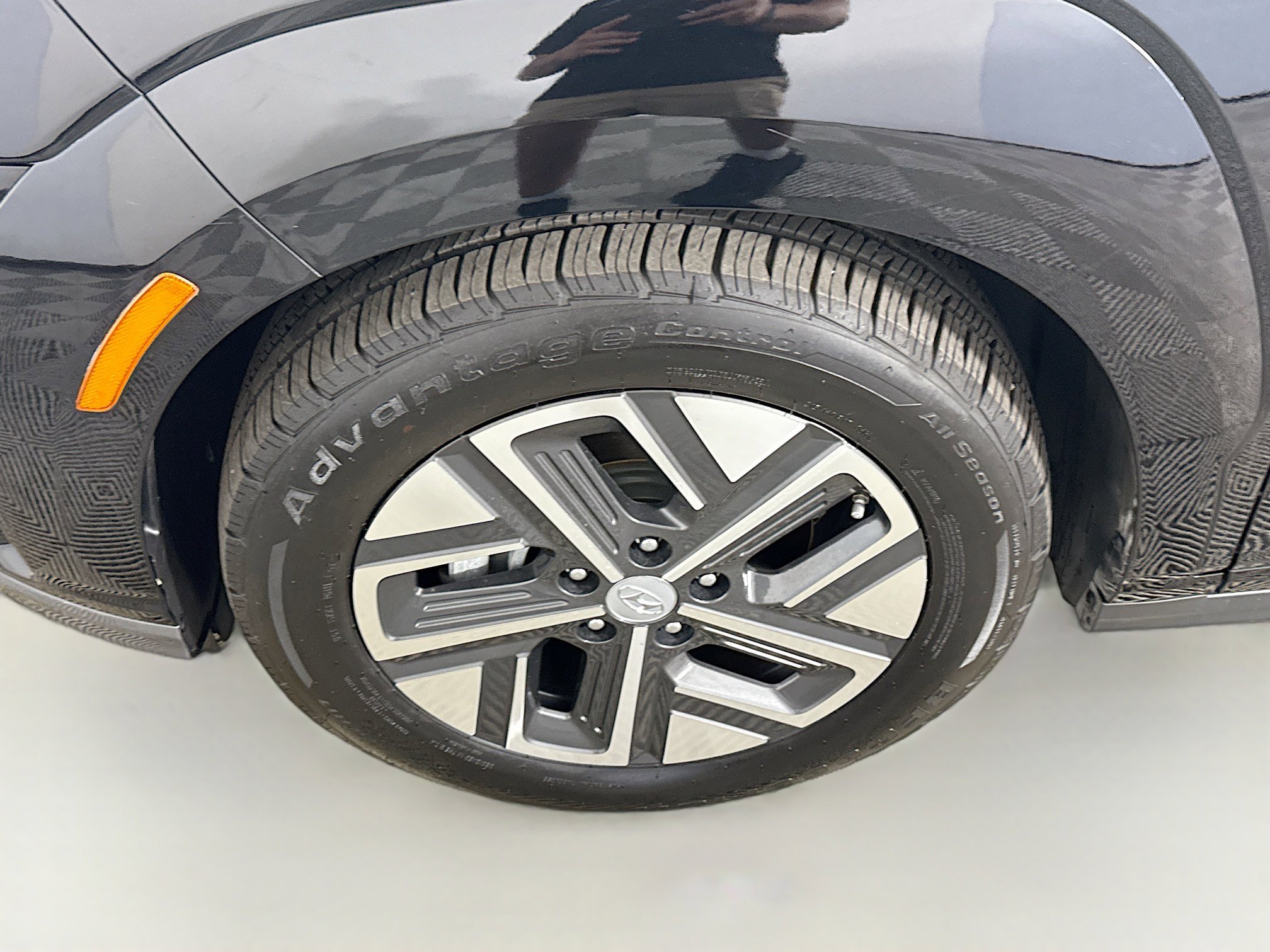 Used 2023 Hyundai Kona SE w/ Cargo Package image 38