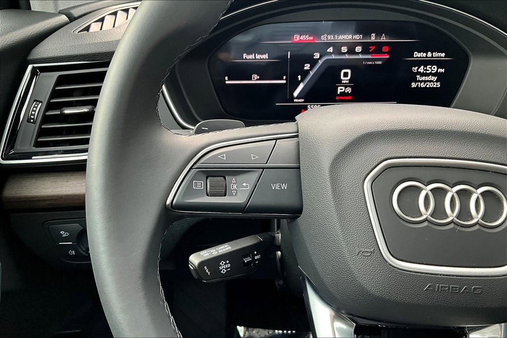 Used 2025 Audi Q5 2.0T Premium Plus w/ Premium Plus Package image 11