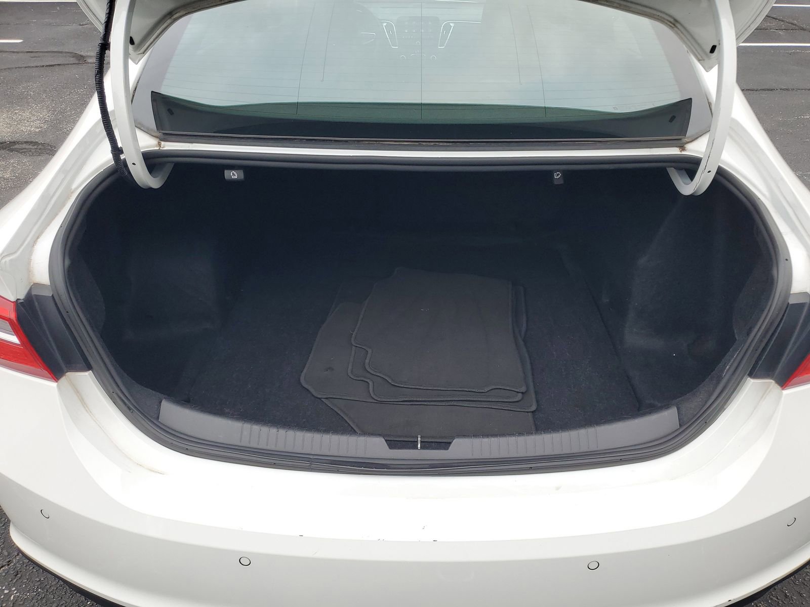 Used 2024 Chevrolet Malibu LT image 29