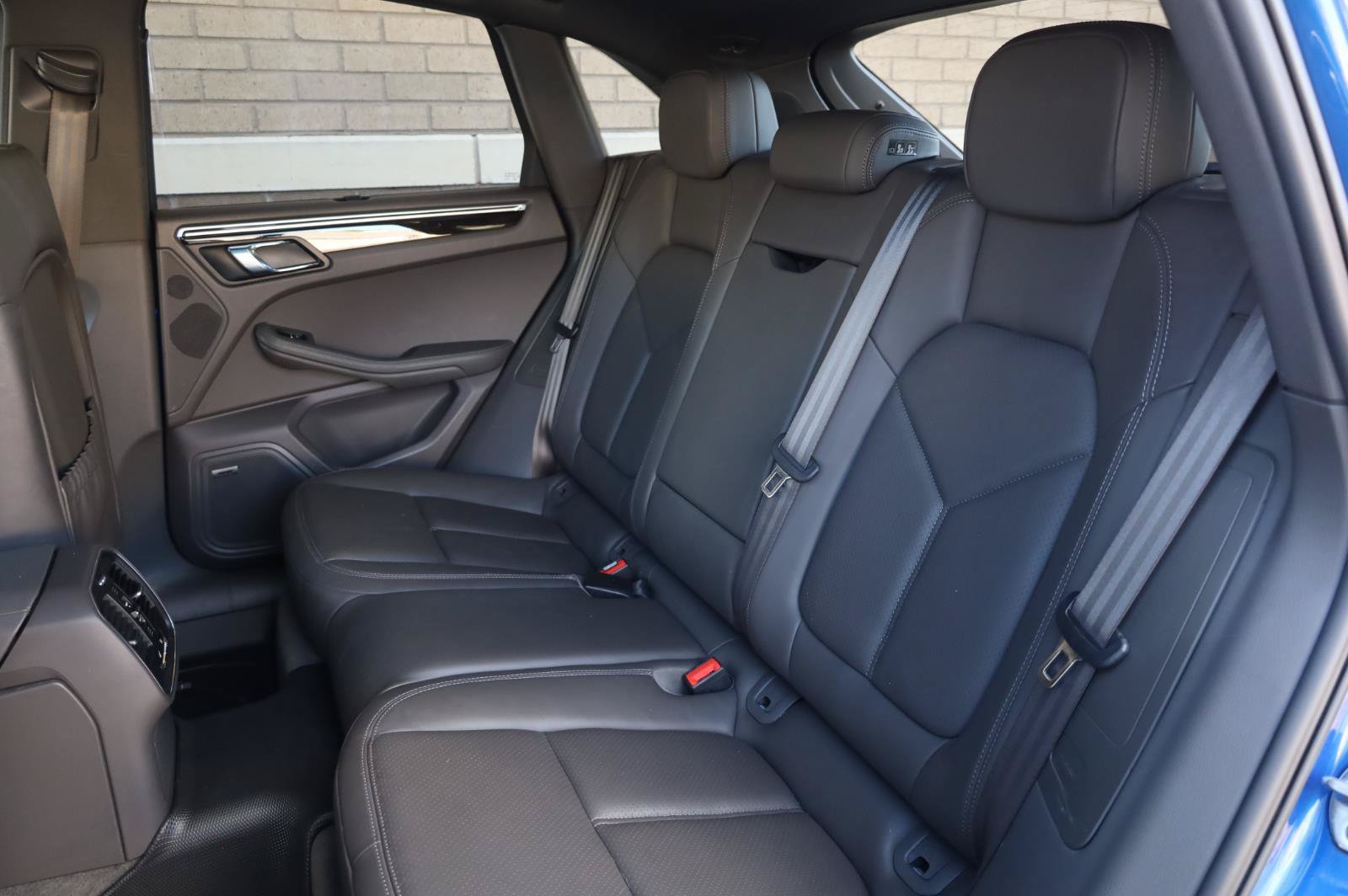 Used 2017 Porsche Macan S AWD/4WD image 26