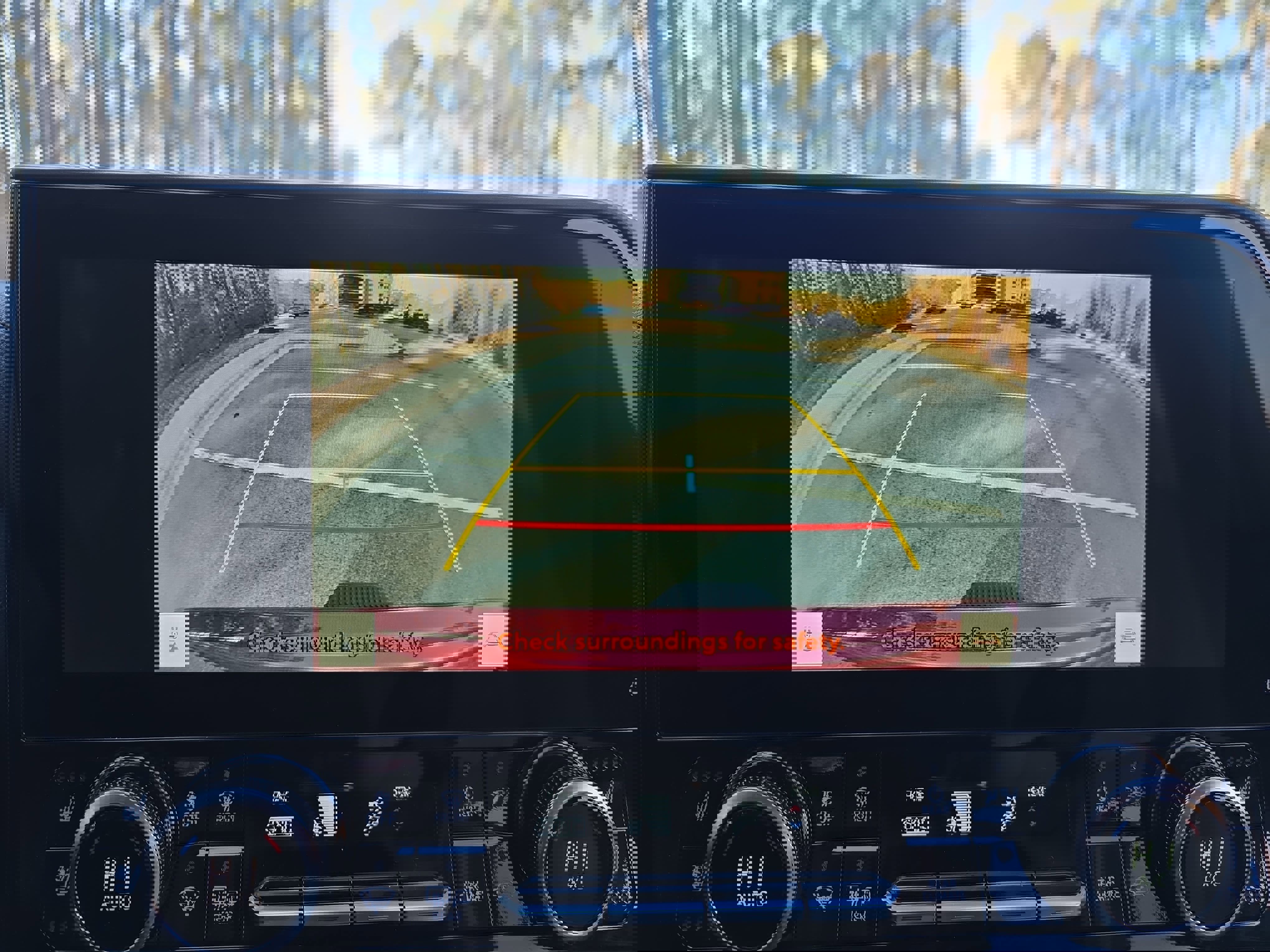 Used 2023 Toyota Highlander Limited image 24