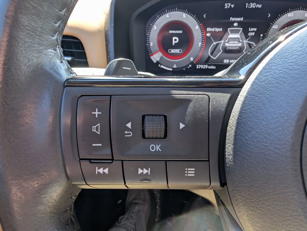 Used 2023 Nissan Rogue Platinum w/ Platinum Premium Package AWD/4WD image 30