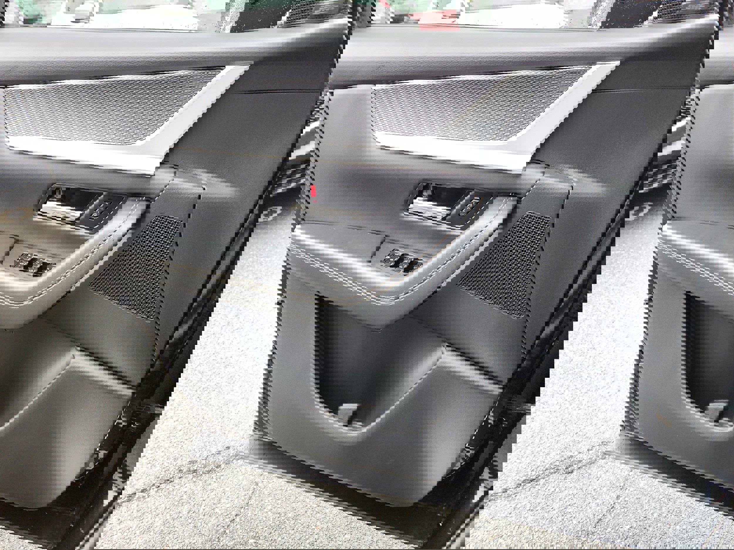 Certified 2025 MAZDA CX-90 Plug-In Hybrid w/ Premium Plus image 30