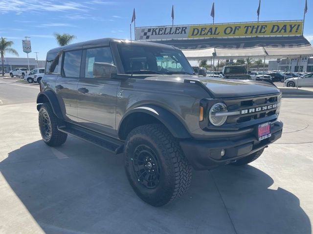 New 2026 Ford Bronco Outer Banks w/ Sasquatch Package AWD/4WD image 7