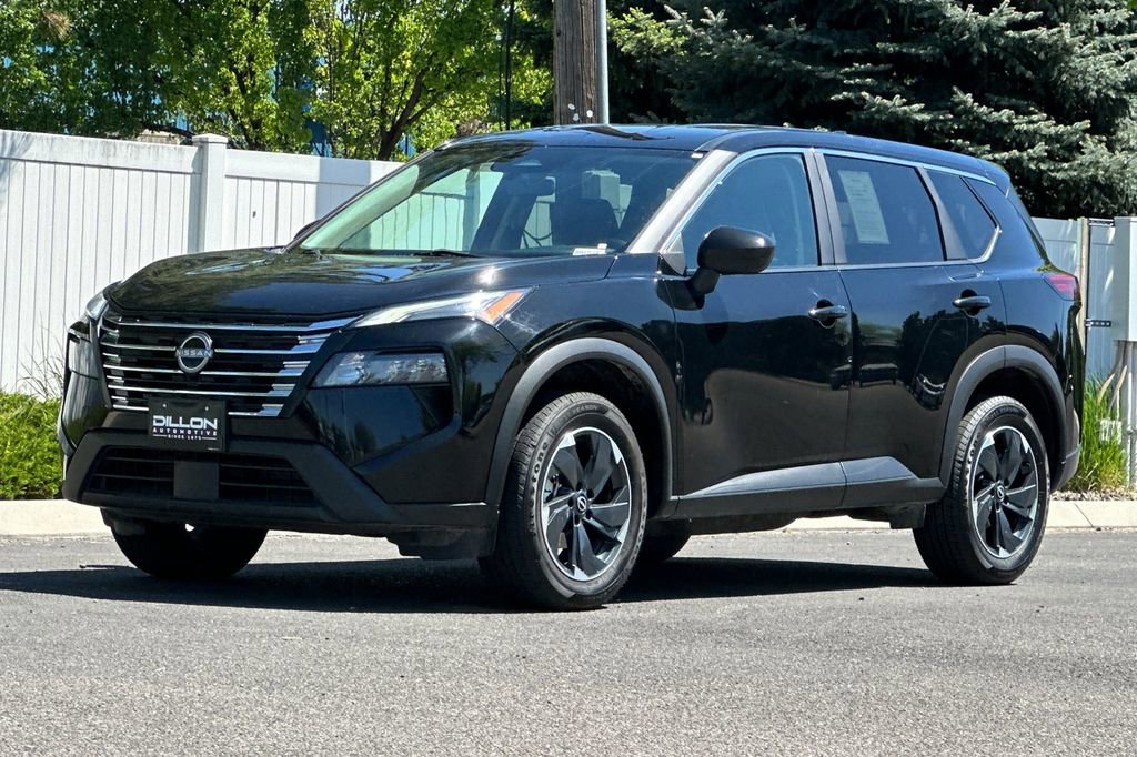 Used 2024 Nissan Rogue SV AWD/4WD image 8